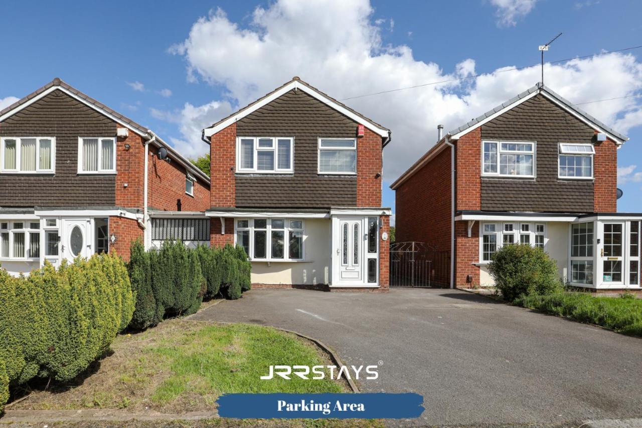 Wolverhampton - Amazing 3 Bedroom, Sleeps 6, Wi-Fi - Jrr Stays エクステリア 写真